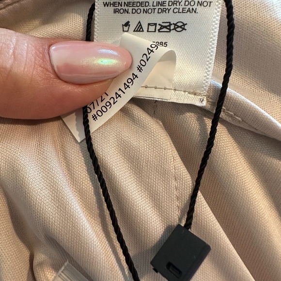 High Waisted Sequin Pleated Cropped Trouser - Picture 7 of 8